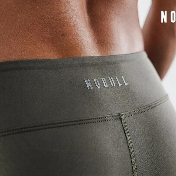 NOBULL Crop Low Rise Leggings in Army Green Size Medium. - Picture 8 of 10